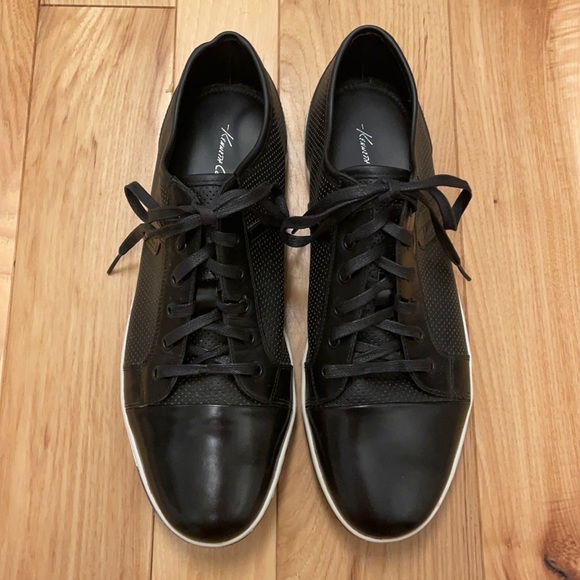 Kenneth Cole New York Other - Kenneth Cole Down 2 Earth Sneaker